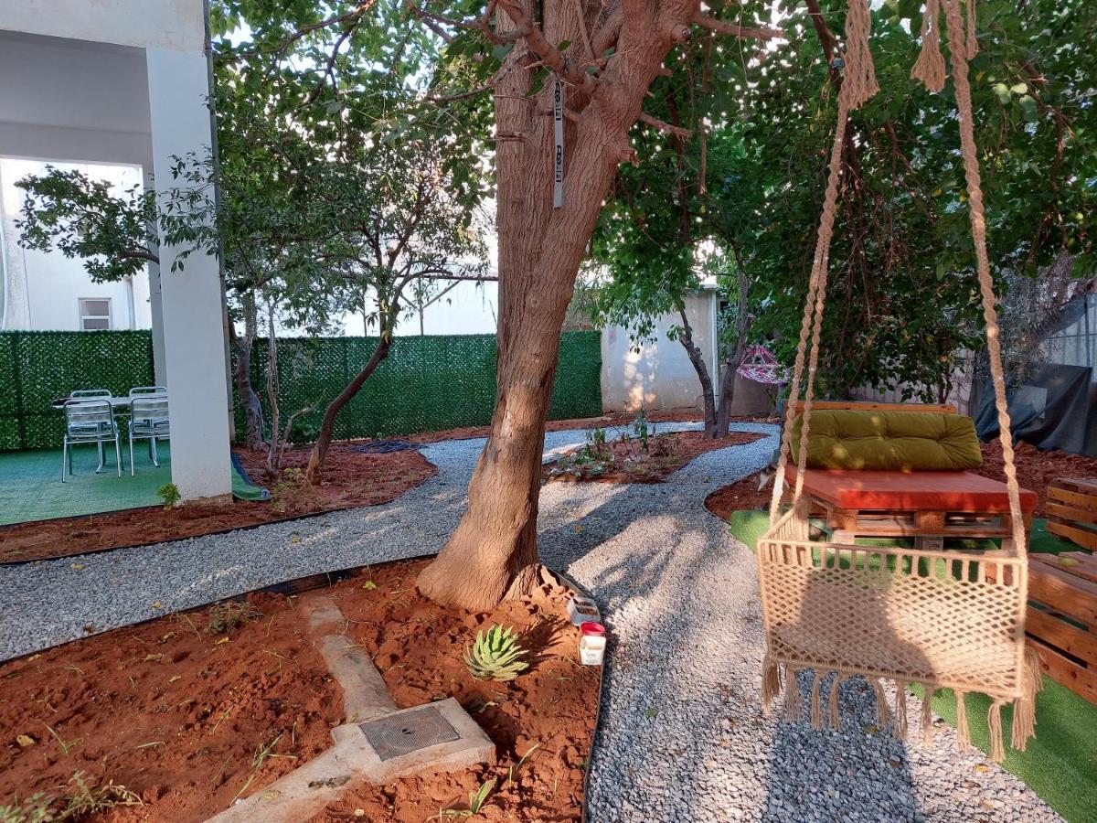 Secret Garden Guest House 02 Famagusta  Buitenkant foto